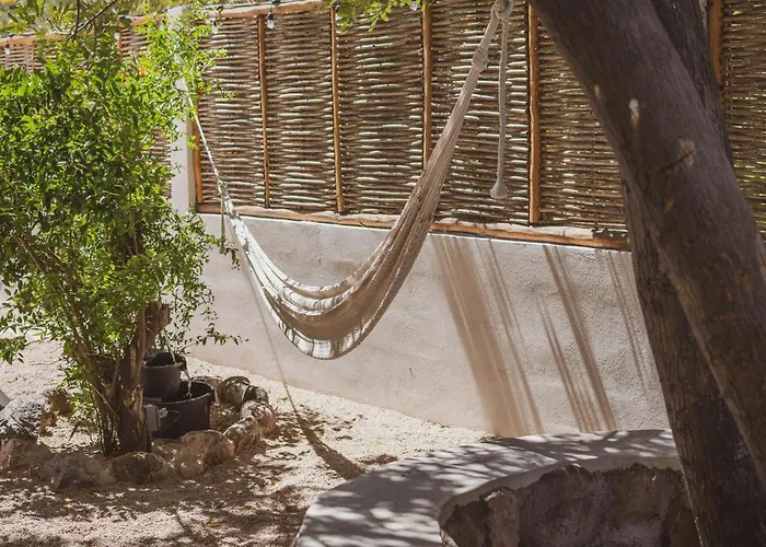 The Mantarraya Outpost